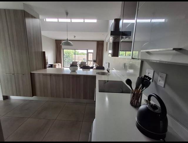 3 BEDROOM PROPERTY TO RENT IN OAKLANDS